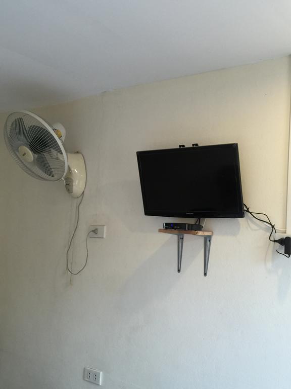 Miggy Guest House (Adults Only) Bangkok Habitación foto